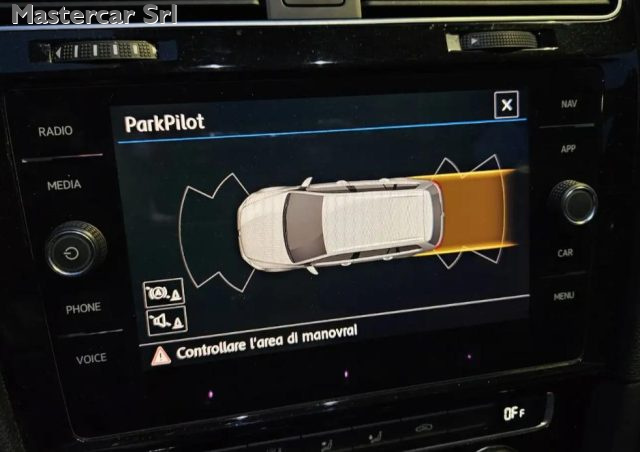 VOLKSWAGEN Golf Variant usata, con Park Distance Control