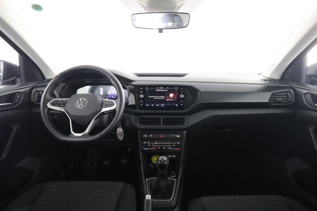 VOLKSWAGEN T-Cross usata 12