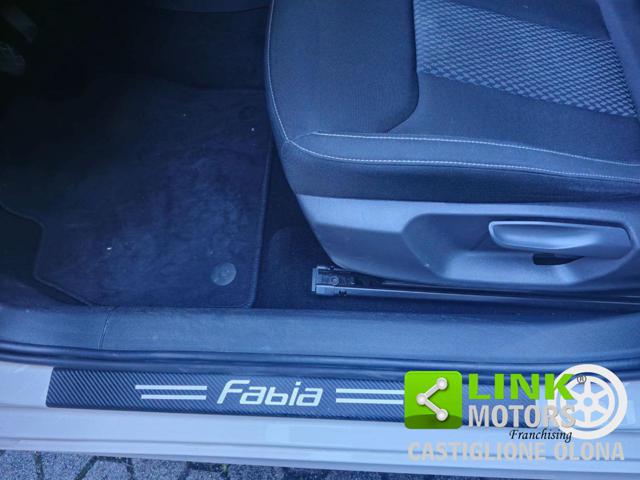 SKODA Fabia usata, con Touch screen
