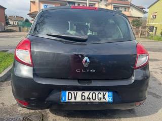 RENAULT Clio usata, con Airbag laterali