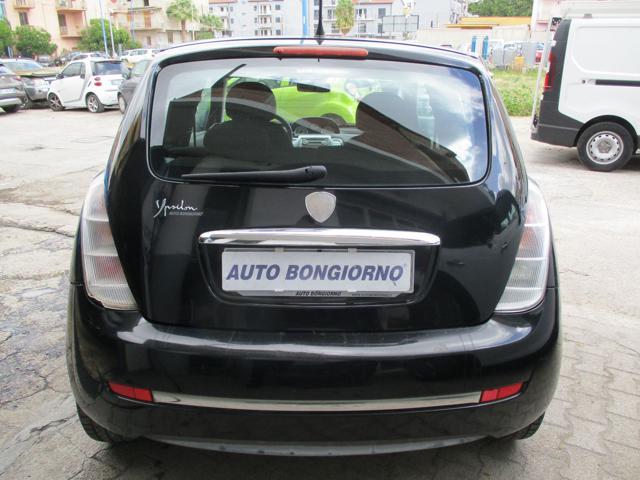 LANCIA Ypsilon usata, con Autoradio