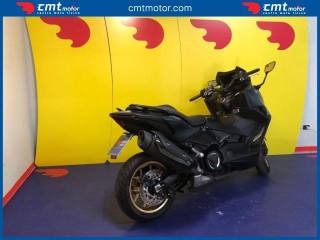 YAMAHA T-Max 560 usata 3