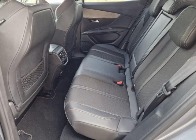 PEUGEOT 3008 usata, con Controllo automatico clima