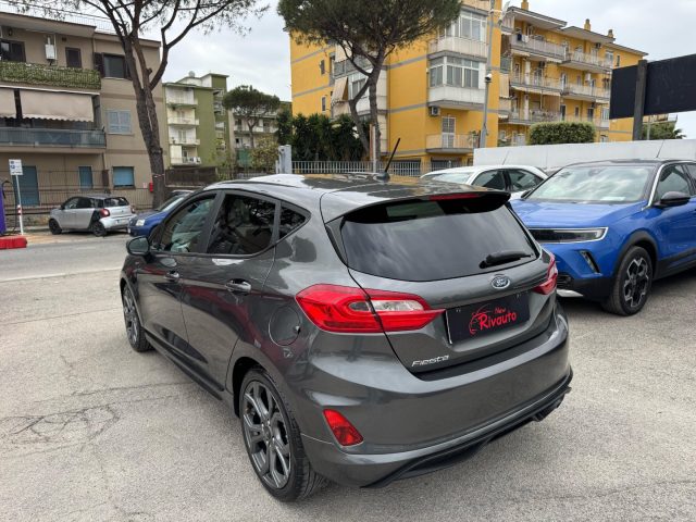 FORD Fiesta usata, con Boardcomputer