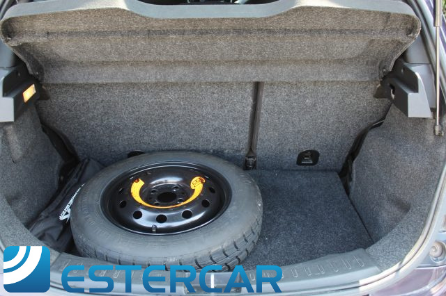 LANCIA Ypsilon usata, con USB