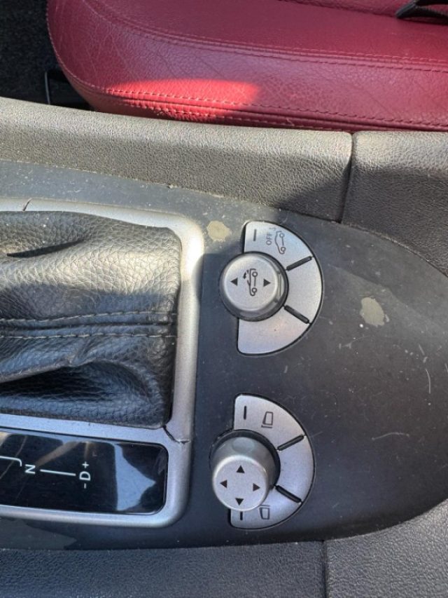 MERCEDES-BENZ SLK 200 usata, con Specchietti laterali elettrici