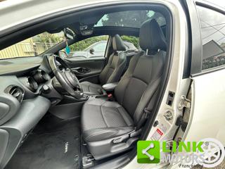 TOYOTA Yaris usata 17