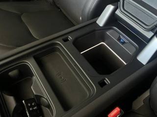 LAND ROVER Defender usata, con Bracciolo
