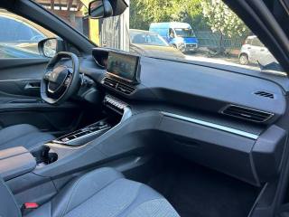 PEUGEOT 5008 usata, con Cerchi in lega