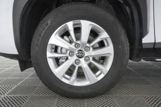 TOYOTA Yaris Cross usata 9