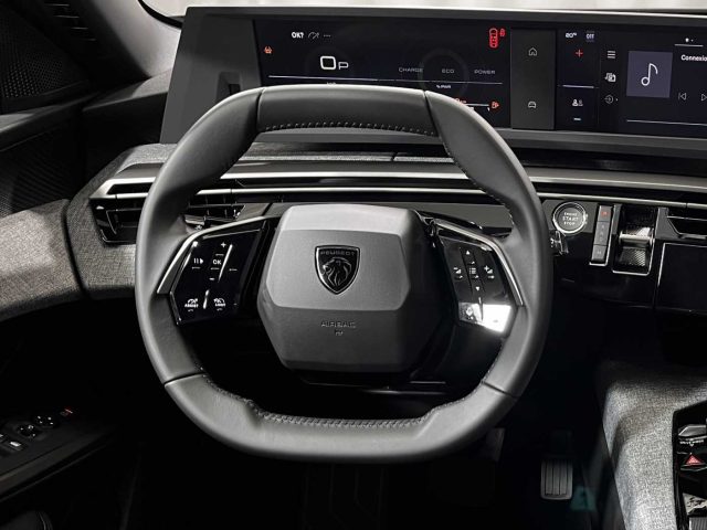 PEUGEOT 3008 usata, con Fari LED