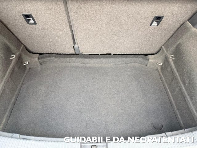 VOLKSWAGEN T-Cross usata, con ESP