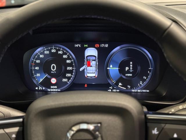 VOLVO XC40 usata, con Fari LED