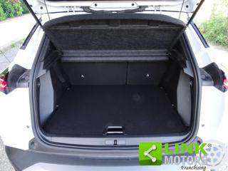 PEUGEOT 2008 usata, con Isofix
