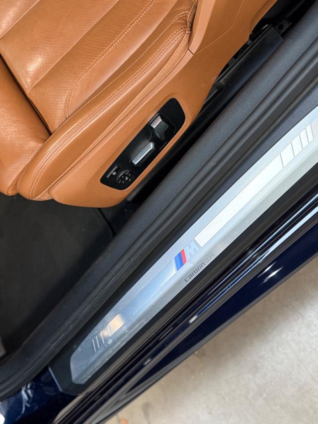BMW 840 usata, con Fari LED