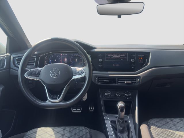 VOLKSWAGEN Taigo usata 10