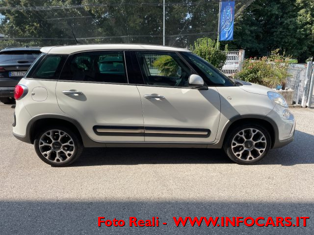 FIAT 500L usata, con Autoradio