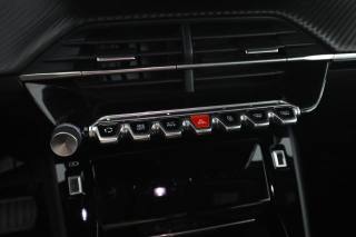 PEUGEOT 2008 usata 12