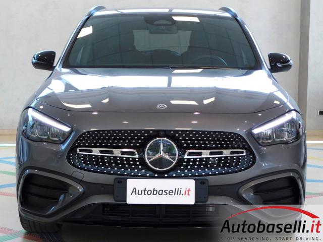 MERCEDES-BENZ GLA 180 usata, con Controllo trazione
