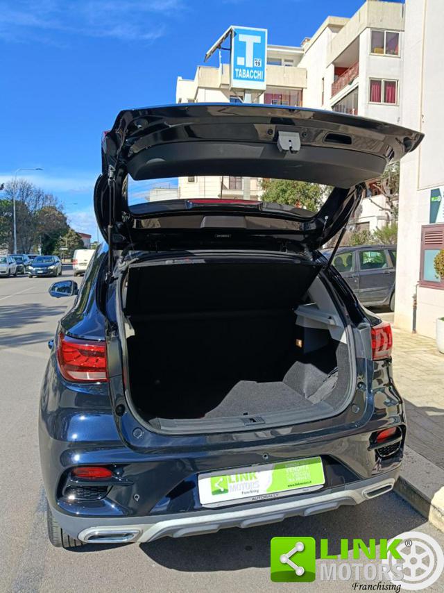 MG ZS usata, con Telecamera per parcheggio assistito