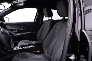 PEUGEOT 2008 usata, con Sistema di navigazione