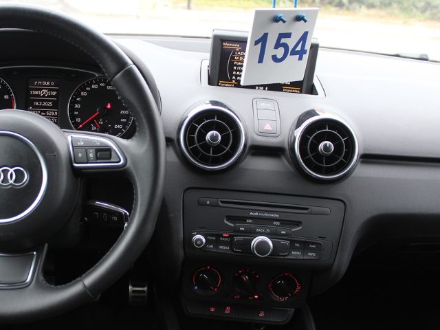 AUDI A1 usata, con Volante multifunzione