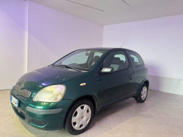 TOYOTA Yaris usata 2