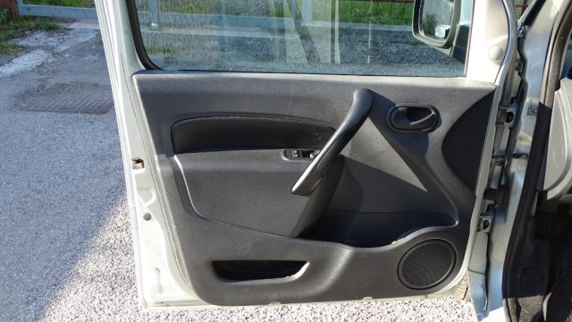 RENAULT Kangoo Z.E. usata 68