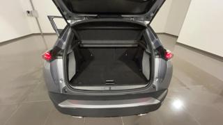PEUGEOT 2008 usata, con Sedile posteriore sdoppiato