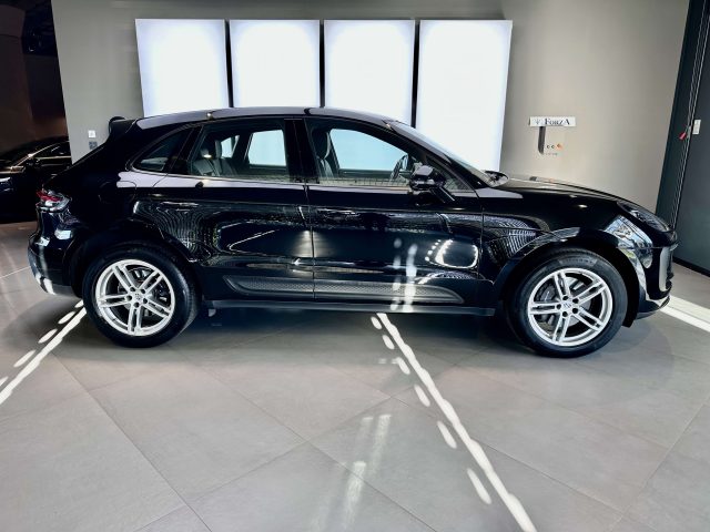 PORSCHE Macan usata, con Autoradio