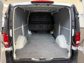 MERCEDES-BENZ Vito usata 13