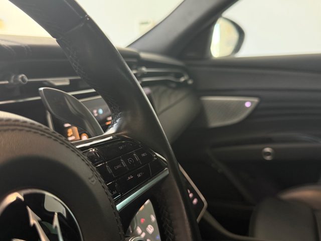 MASERATI Grecale usata, con Lettore CD