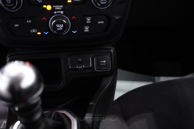 JEEP Renegade usata, con Touch screen