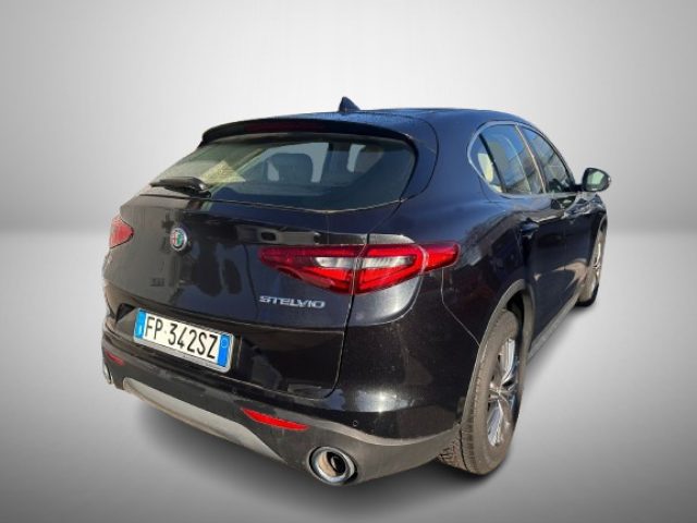 ALFA ROMEO Stelvio usata, con Airbag Passeggero