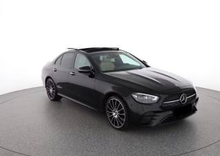 MERCEDES-BENZ E 220 usata, con Boardcomputer