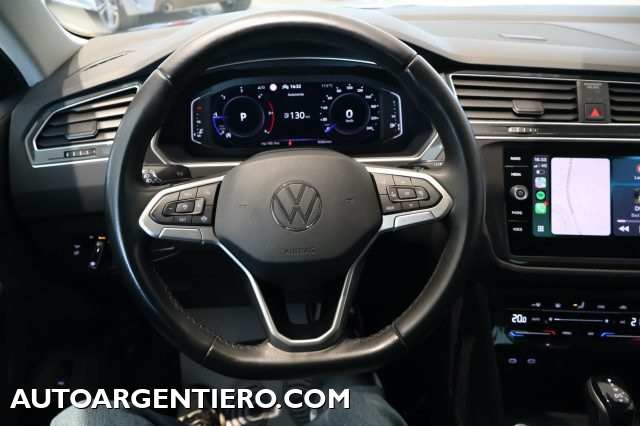 VOLKSWAGEN Tiguan usata, con USB