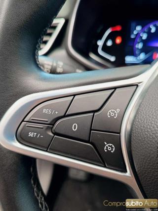 RENAULT Clio usata, con Specchietti laterali elettrici