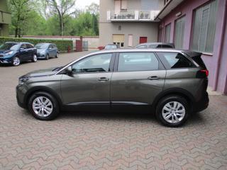 PEUGEOT 5008 usata, con Airbag laterali