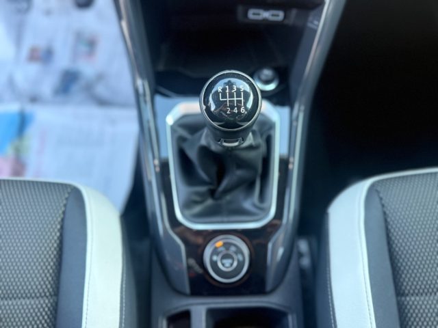 VOLKSWAGEN T-Roc usata, con Specchietti laterali elettrici