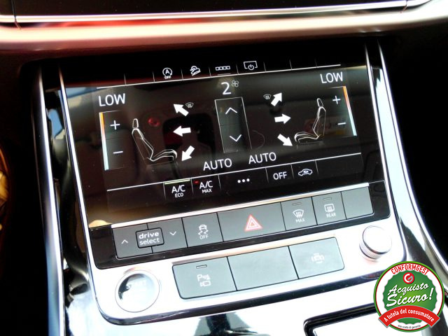 AUDI Q8 usata, con Volante in pelle