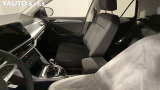 VOLKSWAGEN T-Roc usata, con Autoradio digitale
