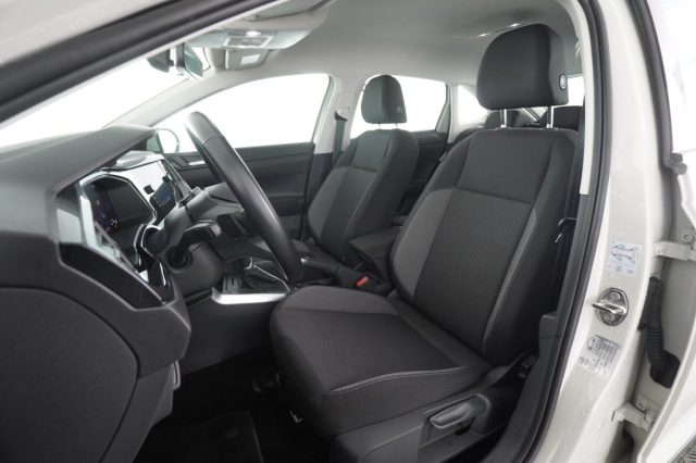 VOLKSWAGEN Taigo usata 8