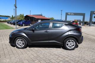 TOYOTA C-HR usata, con Autoradio digitale