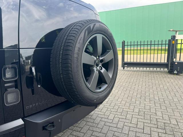 LAND ROVER Defender usata, con Portapacchi