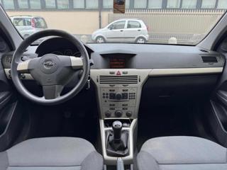 OPEL Astra usata, con Chiusura centralizzata