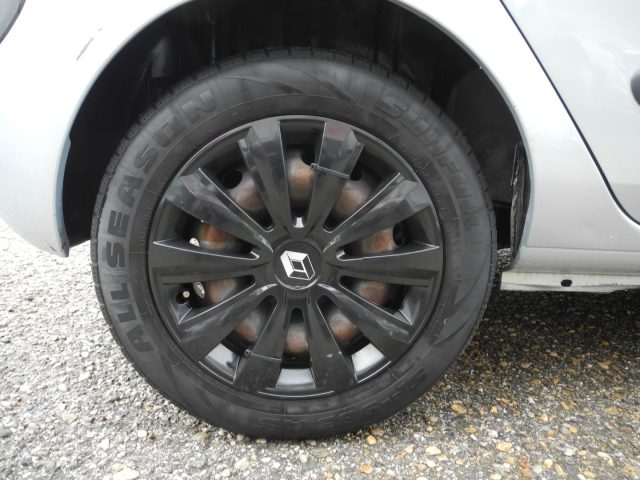 RENAULT Clio usata, con Deflettori