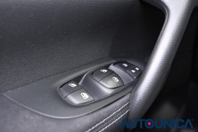 NISSAN Qashqai usata, con Telecamera per parcheggio assistito