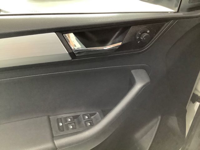 SKODA Rapid usata, con Airbag testa