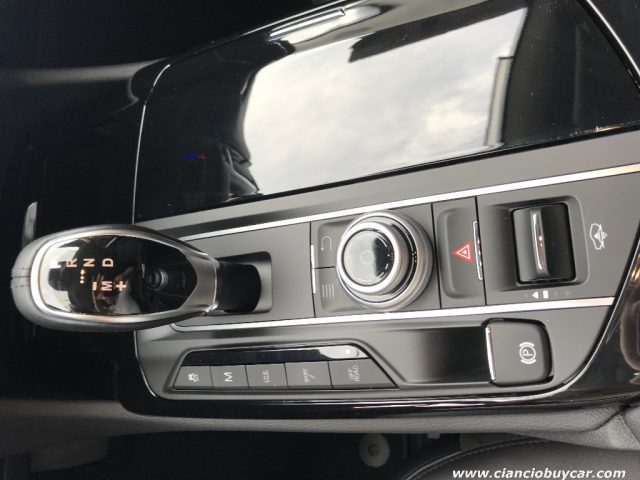MASERATI Levante usata, con Fendinebbia