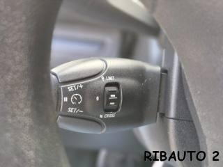 PEUGEOT 208 usata, con Autoradio